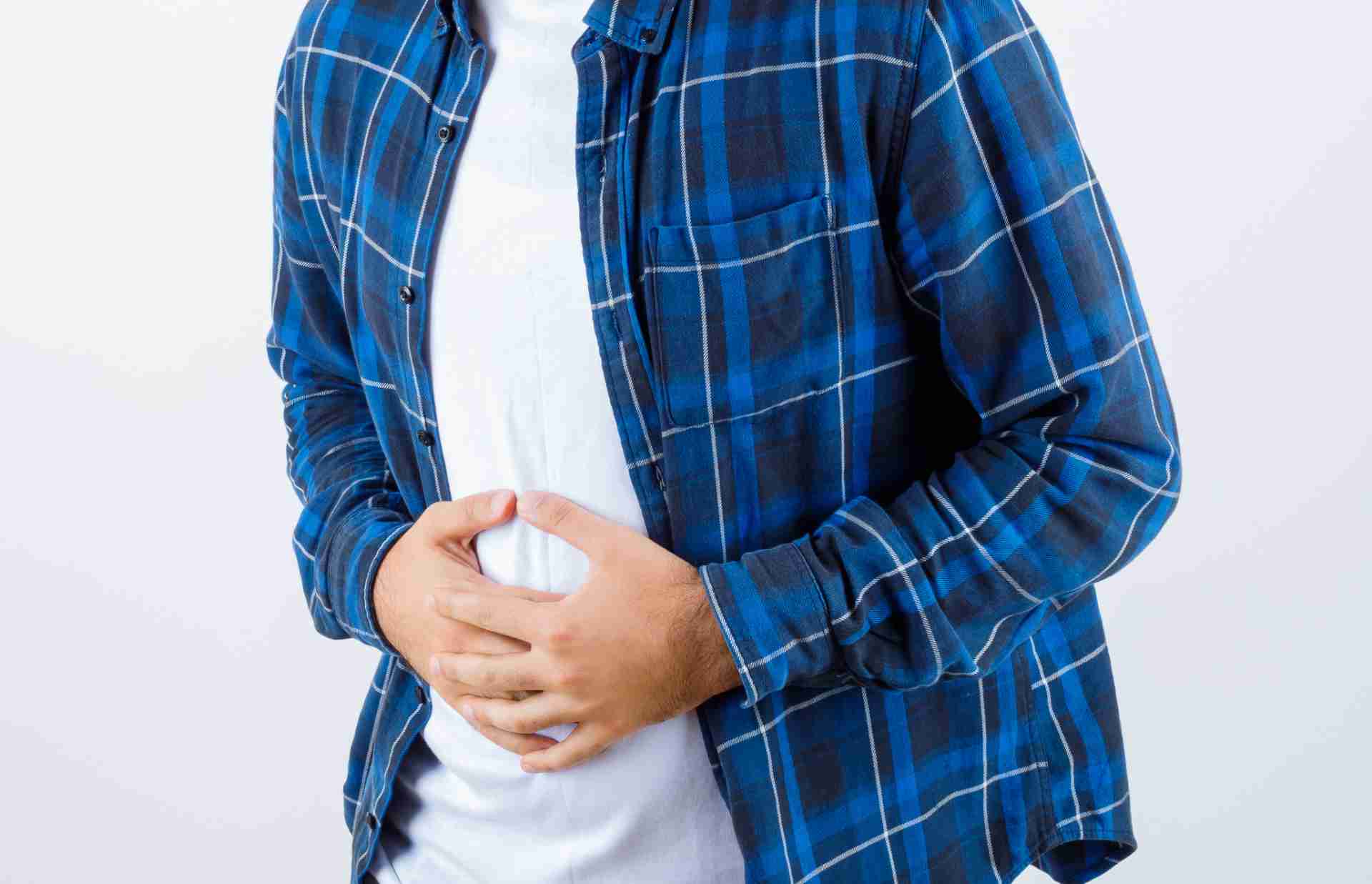 غذاء القولون العصبي: ما تأكله وكيف يحسن من أعراضك