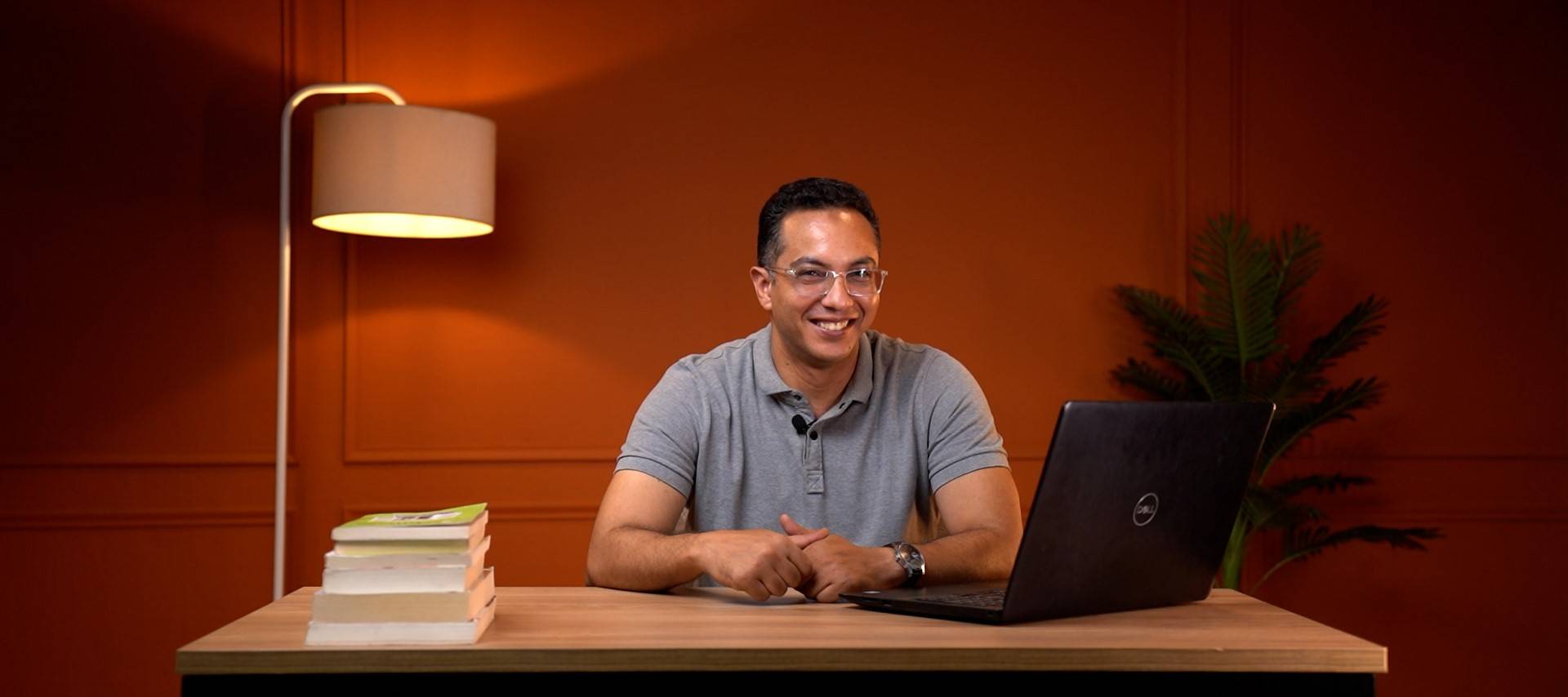 د/ محمد عبد الستار